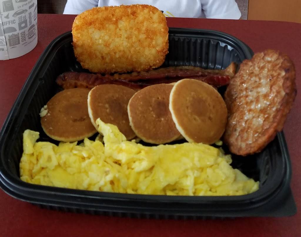 Jack in the Box | restaurant | 6405 Northwest Loop 410, San Antonio, TX 78238, USA | 2105098499 OR +1 210-509-8499