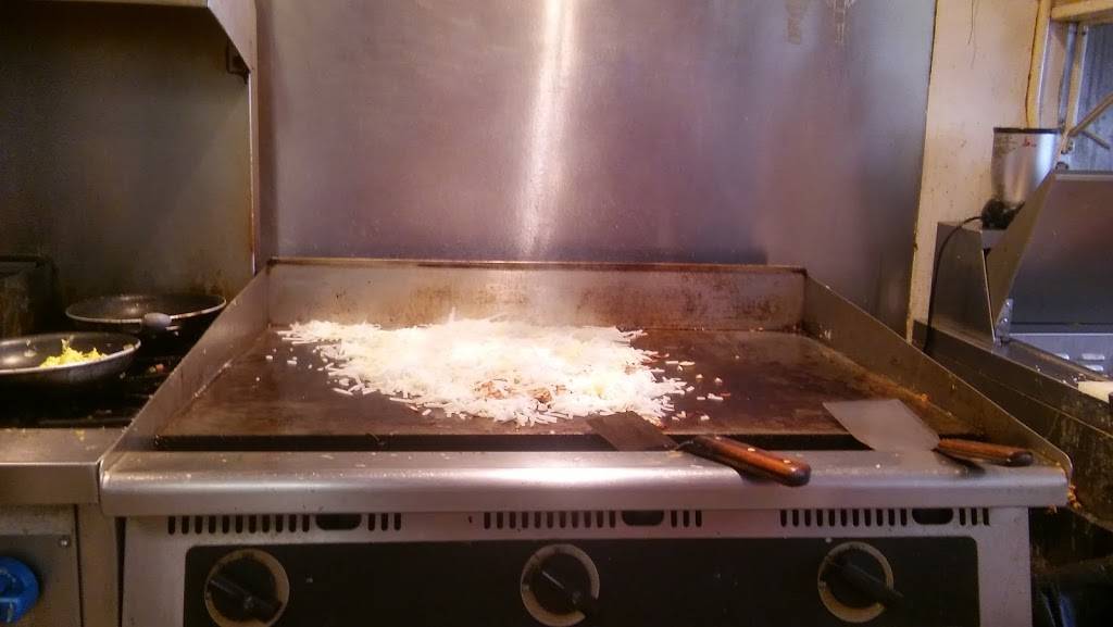 Rocks Anchor Grill | restaurant | 1526 N Harrison St, Davenport, IA 52803, USA | 5633236289 OR +1 563-323-6289