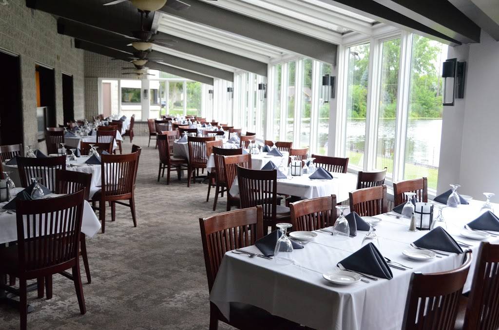 Rivers Bend | restaurant | 792 Riverview Dr, Green Bay, WI 54303, USA | 9205449860 OR +1 920-544-9860