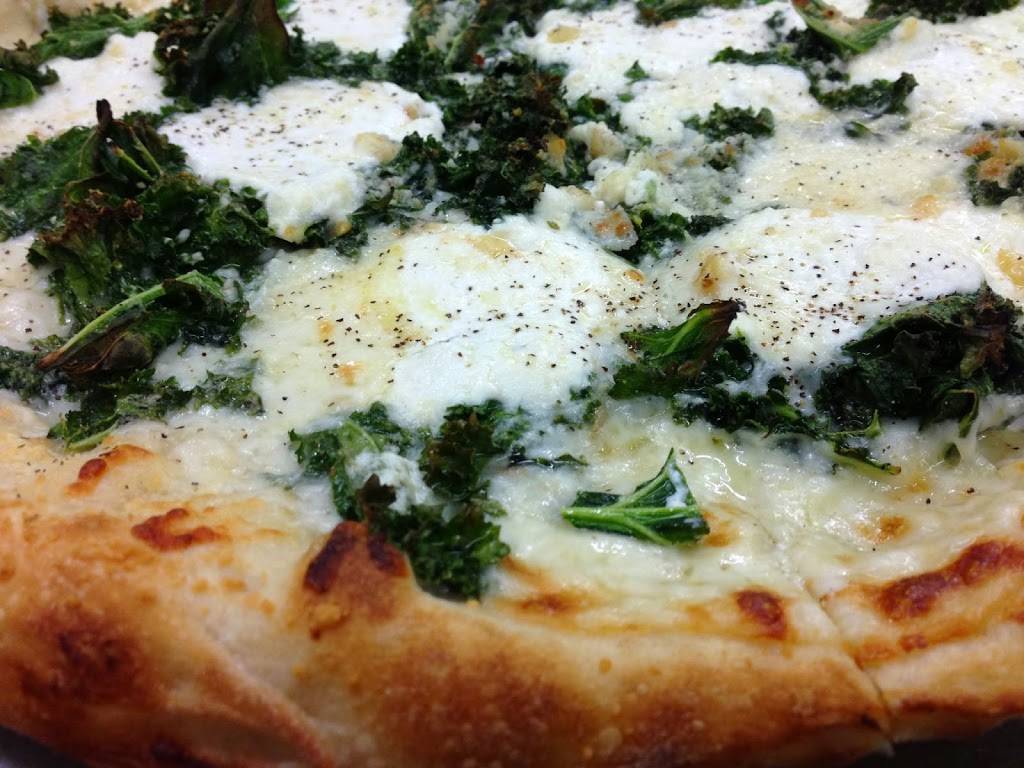 Giovannis Old World New York Pizzeria | restaurant | 6200 Folsom Blvd, Sacramento, CA 95819, USA | 9164558831 OR +1 916-455-8831