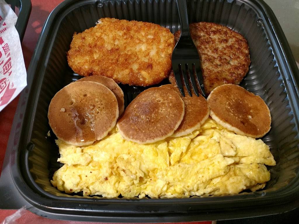 Jack in the Box | restaurant | 11211 Potranco Rd, San Antonio, TX 78253, USA | 2106795084 OR +1 210-679-5084