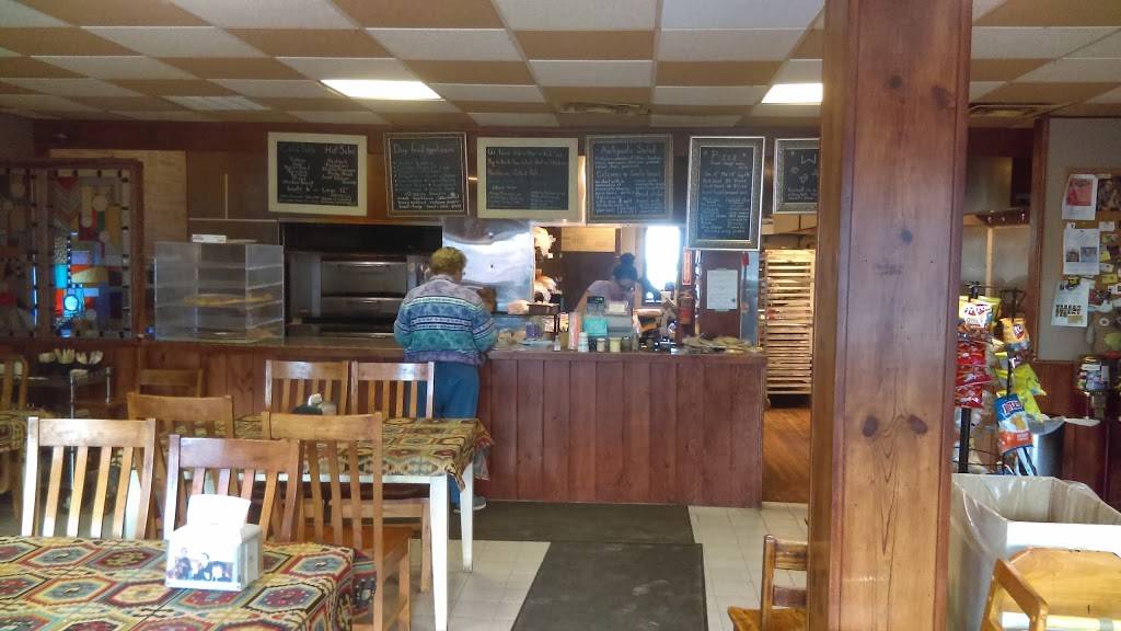 New York Pizzeria | restaurant | 11376 Main St, Cato, NY 13033, USA | 3156262220 OR +1 315-626-2220