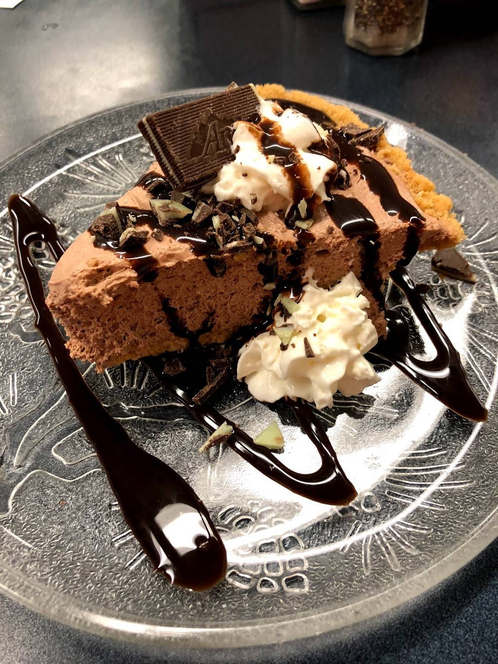 Brick Street Restaurant | restaurant | 448 E O and M Ave, North Vernon, IN 47265, USA | 8125923960 OR +1 812-592-3960