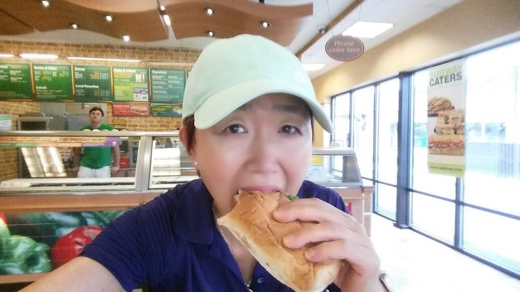 Subway Restaurants | restaurant | 5907 Timber Ridge Dr, Prospect, KY 40059, USA | 5022285509 OR +1 502-228-5509