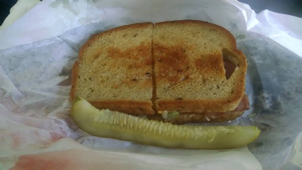 T & G Gyros | restaurant | 13001 Western Ave, Blue Island, IL 60406, USA | 7085977880 OR +1 708-597-7880