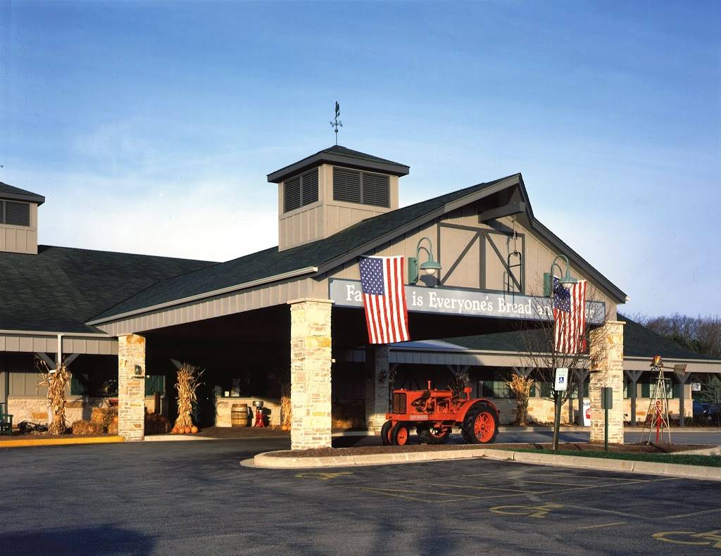 Machine Shed Restaurant Pewaukee | restaurant | N14W24145 Tower Pl, Waukesha, WI 53188, USA | 2625231322 OR +1 262-523-1322