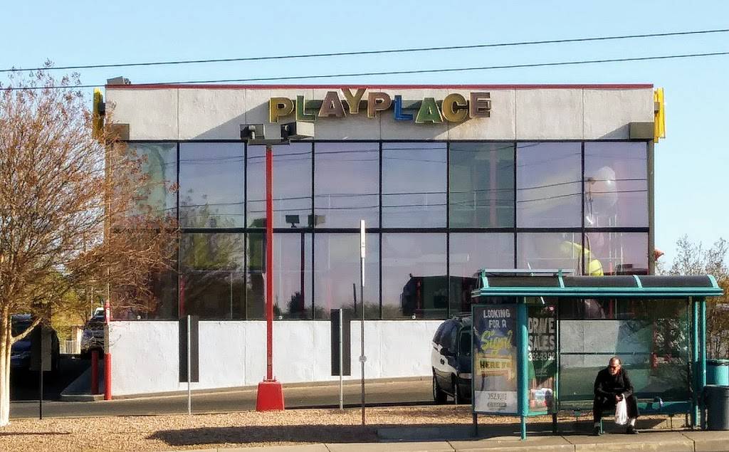 McDonalds | cafe | 8315 Montgomery Blvd NE, Albuquerque, NM 87109, USA | 5052923171 OR +1 505-292-3171