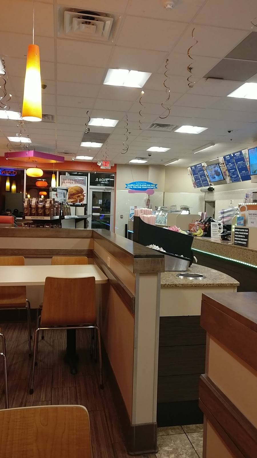 Dunkin Donuts | cafe | 2106 S Arlington Heights Rd, Arlington Heights, IL 60005, USA | 8477580001 OR +1 847-758-0001