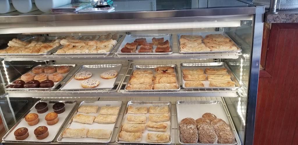 Giovannis Pizzeria & Bakery | restaurant | 4801 Derry St, Harrisburg, PA 17111, USA | 7175587662 OR +1 717-558-7662