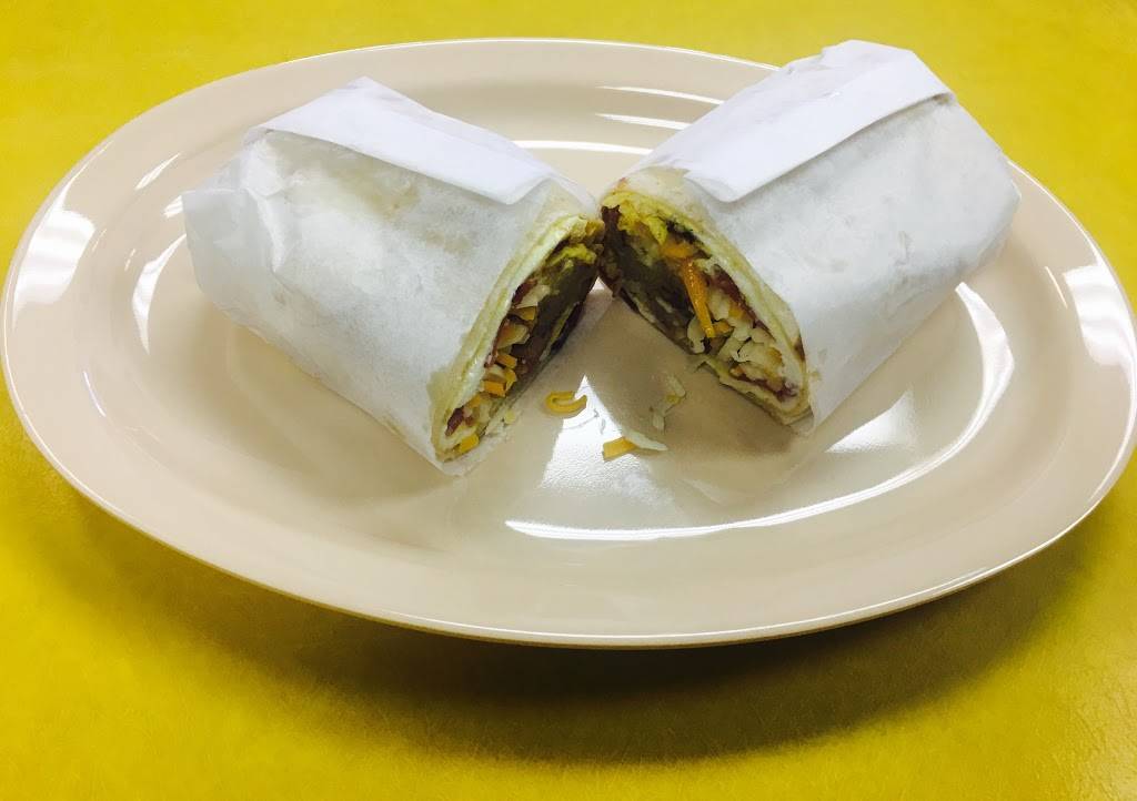 La Villa Burgers | restaurant | 374 E Ramsey St, Banning, CA 92220, USA | 9518499995 OR +1 951-849-9995