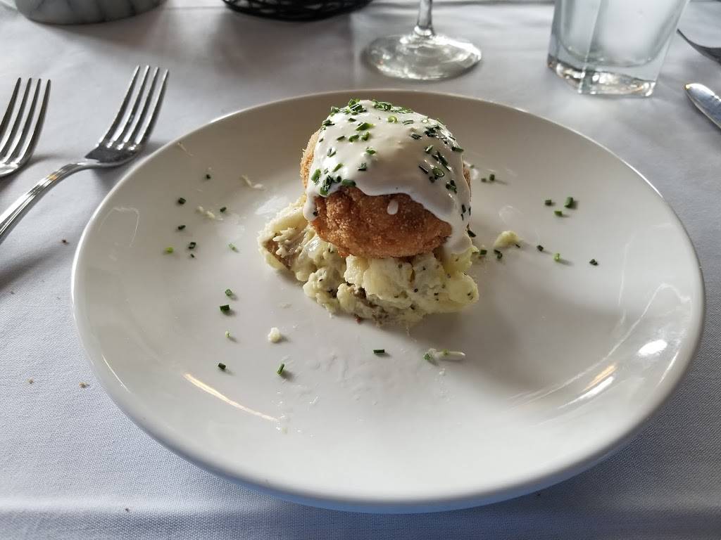 G. Michael’s Bistro & Bar | restaurant | 595 S 3rd St, Columbus, OH 43215, USA | 6144640575 OR +1 614-464-0575