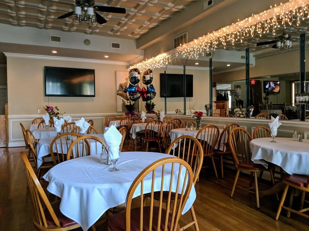 Nellys Saloon | restaurant | 3256 N Elston Ave, Chicago, IL 60618, USA | 7735884494 OR +1 773-588-4494