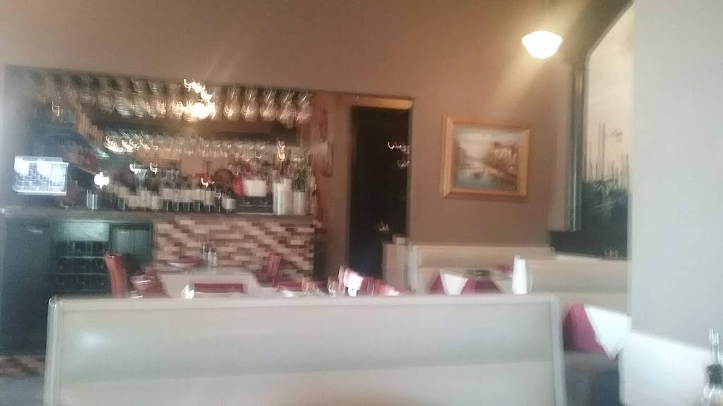 Venice Restaurant & Pizza | restaurant | 125 Danbury Rd, Ridgefield, CT 06877, USA | 2034387007 OR +1 203-438-7007