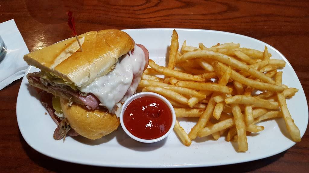 East Coast Wings + Grill | restaurant | 2539 Castor Ave, Philadelphia, PA 19134, USA | 2152888200 OR +1 215-288-8200