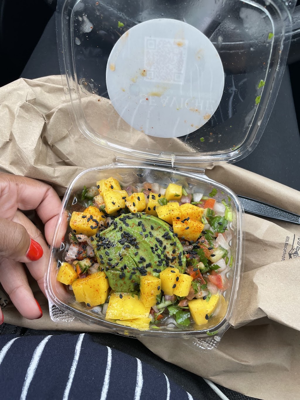 Seaviche Tacos & Bowls | restaurant | 3242 E Jefferson, Detroit, MI 48207, USA | 3139746862 OR +1 313-974-6862