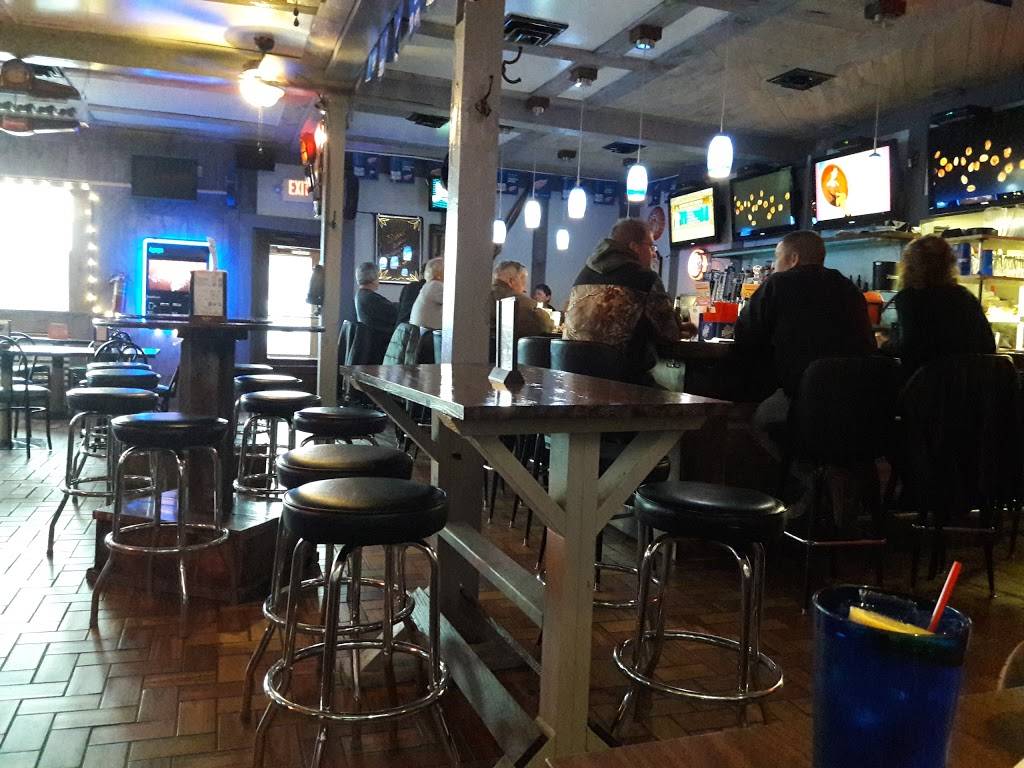 Sentimental Lady Saloon | restaurant | 36509 Jefferson Ave, Harrison Charter Township, MI 48045, USA | 5864655230 OR +1 586-465-5230