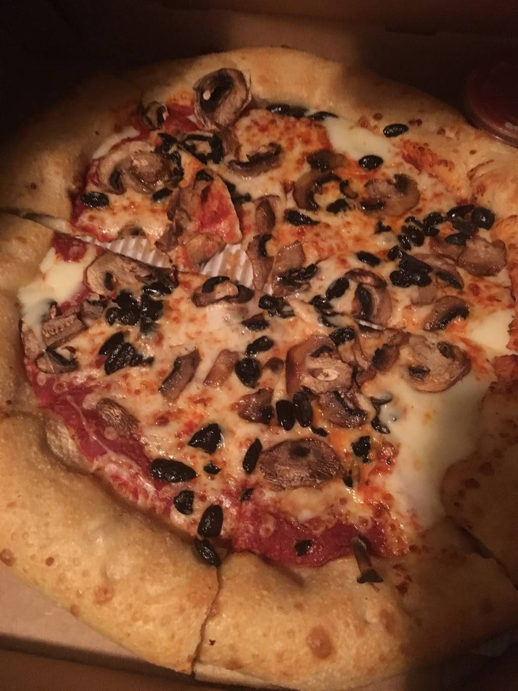 Pizza Hut | meal takeaway | 170 E Main St, Hendersonville, TN 37075, USA | 6158226661 OR +1 615-822-6661