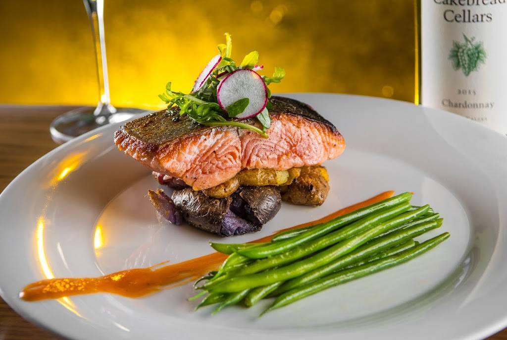 Cielo Steakhouse | restaurant | 49500 Seminole Dr 27th Floor, Cabazon, CA 92230, USA | 9517555527 OR +1 951-755-5527