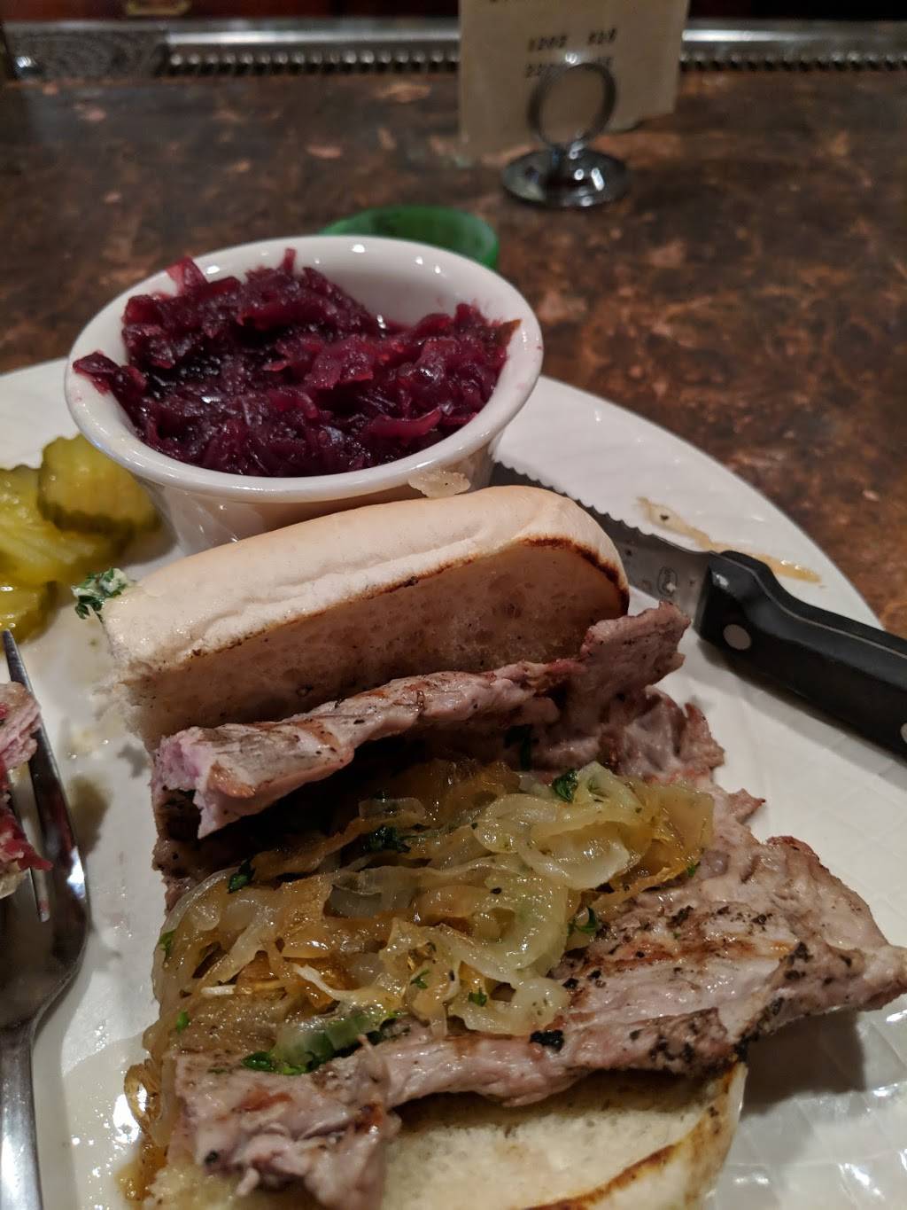 Glarner Stube | meal takeaway | 518 1st St, New Glarus, WI 53574, USA | 6085272216 OR +1 608-527-2216