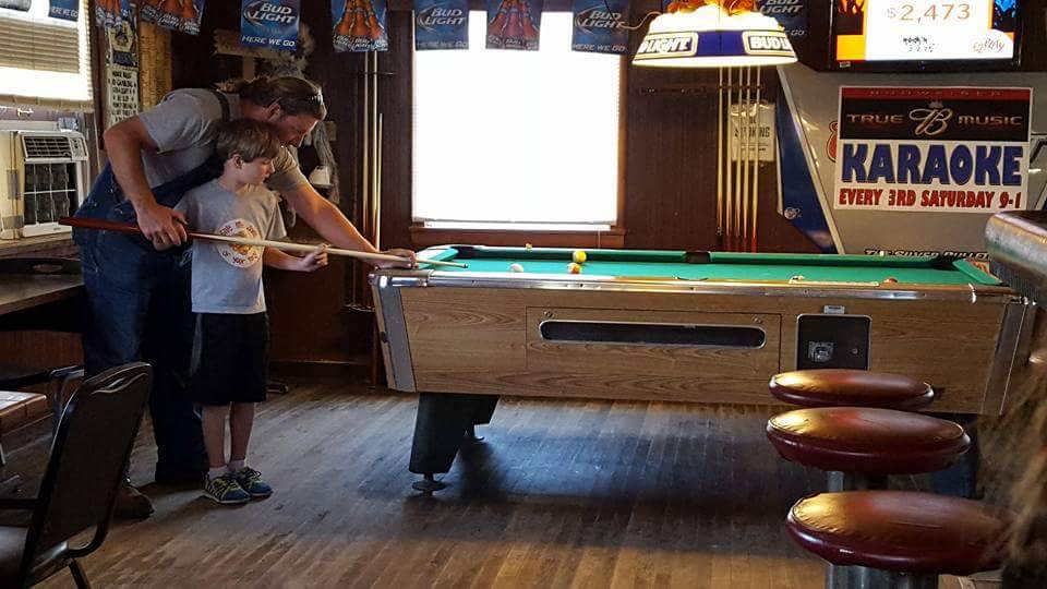 Crossroads Tavern | restaurant | 6328 Hwy 20, Wakeman, OH 44889, USA | 4408392788 OR +1 440-839-2788