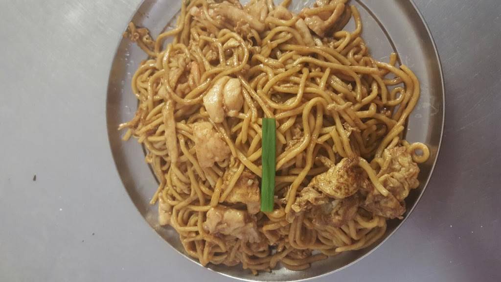 Skillman Wok | restaurant | 565 W Oates Rd #145, Garland, TX 75043, USA | 9726817711 OR +1 972-681-7711