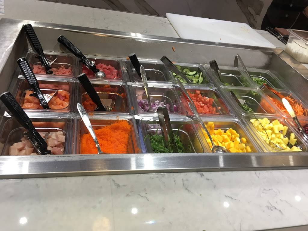 Tail & Fin | restaurant | 1910 Village Center Cir #9, Las Vegas, NV 89134, USA | 7027901810 OR +1 702-790-1810