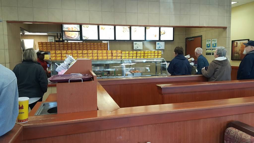 Bojangles Famous Chicken n Biscuits | restaurant | 1644 N Hwy 17, Mt Pleasant, SC 29464, USA | 8432161398 OR +1 843-216-1398