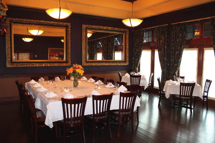 Jimmy Hays | restaurant | 4310 Austin Blvd, Island Park, NY 11558, USA | 5164325155 OR +1 516-432-5155
