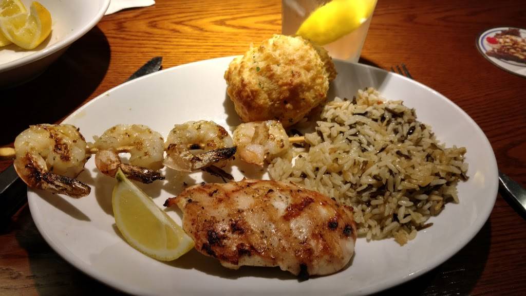 Red Lobster | restaurant | 701 Spring Hill Ring Rd, West Dundee, IL 60118, USA | 8474280820 OR +1 847-428-0820