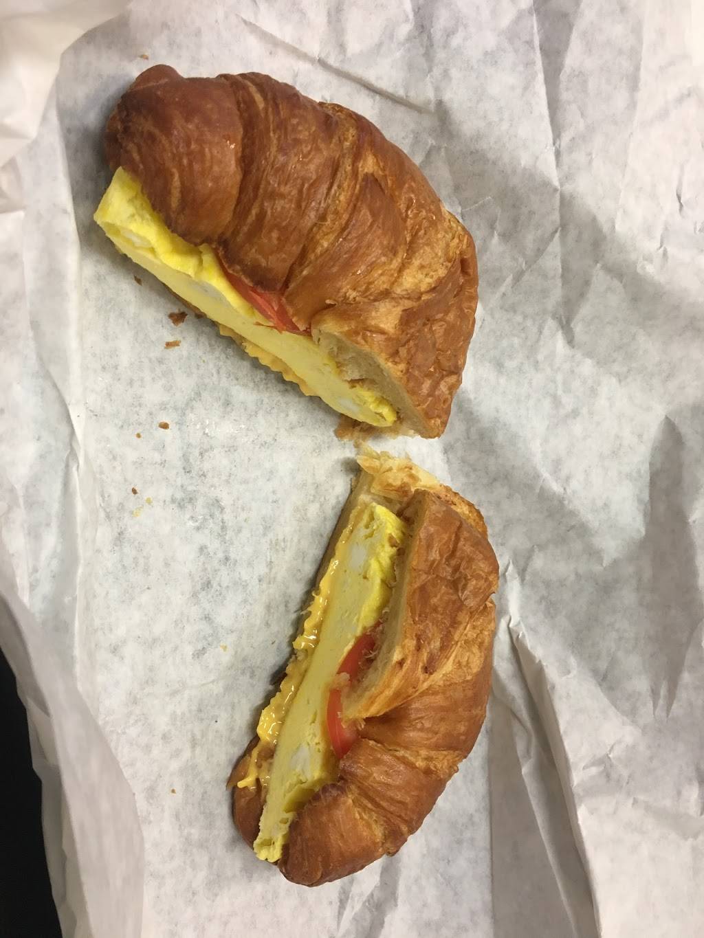 City Cafe | restaurant | 202 C St, San Diego, CA 92101, USA | 6192377879 OR +1 619-237-7879