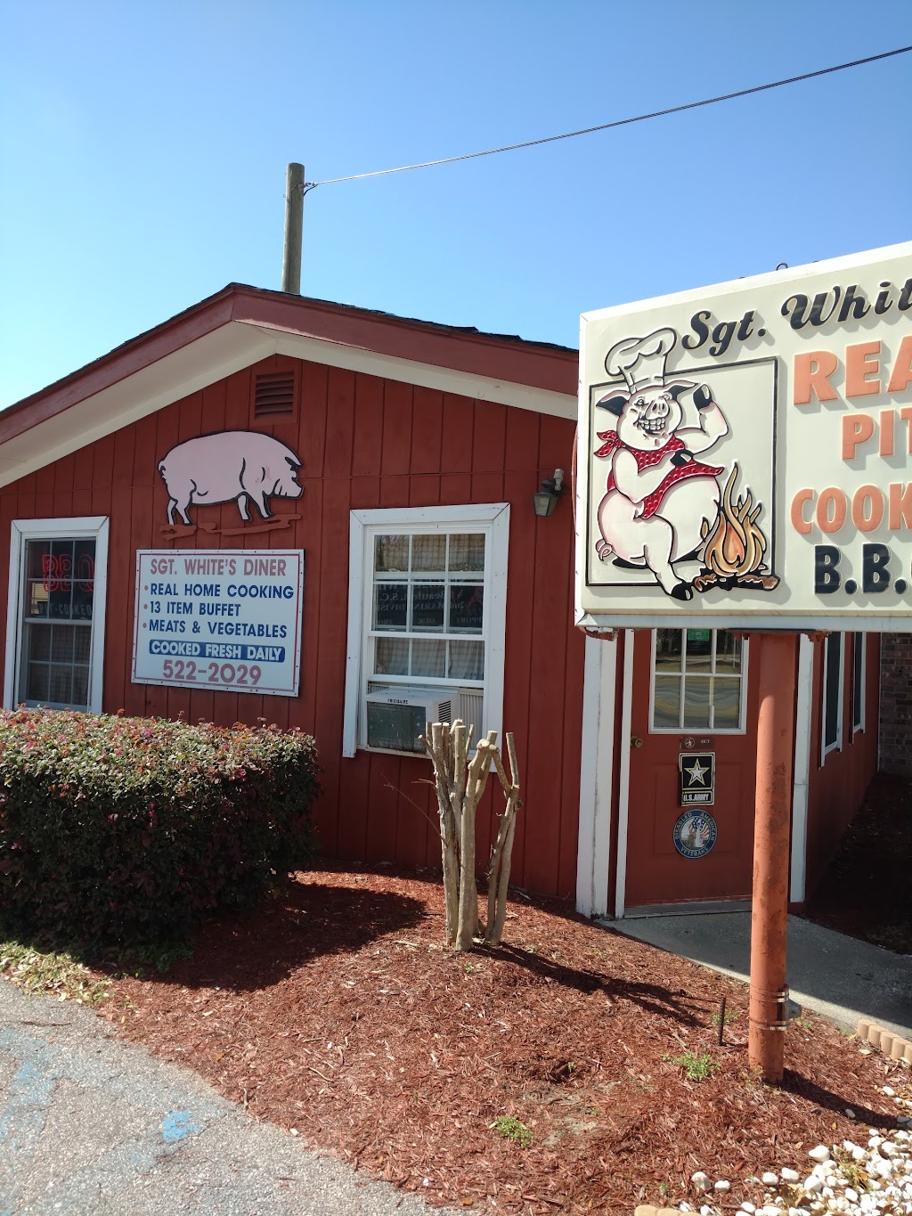 Sgt Whites Restaurant | restaurant | 1908 Boundary St, Beaufort, SC 29902, USA | 8435222029 OR +1 843-522-2029
