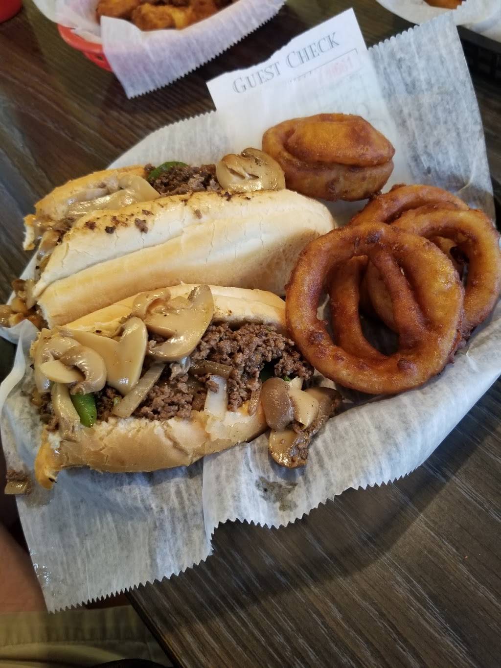 Howards Hoagies Restaurant | restaurant | 2011 McCartney Ave, Ypsilanti, MI 48198, USA | 7344841707 OR +1 734-484-1707