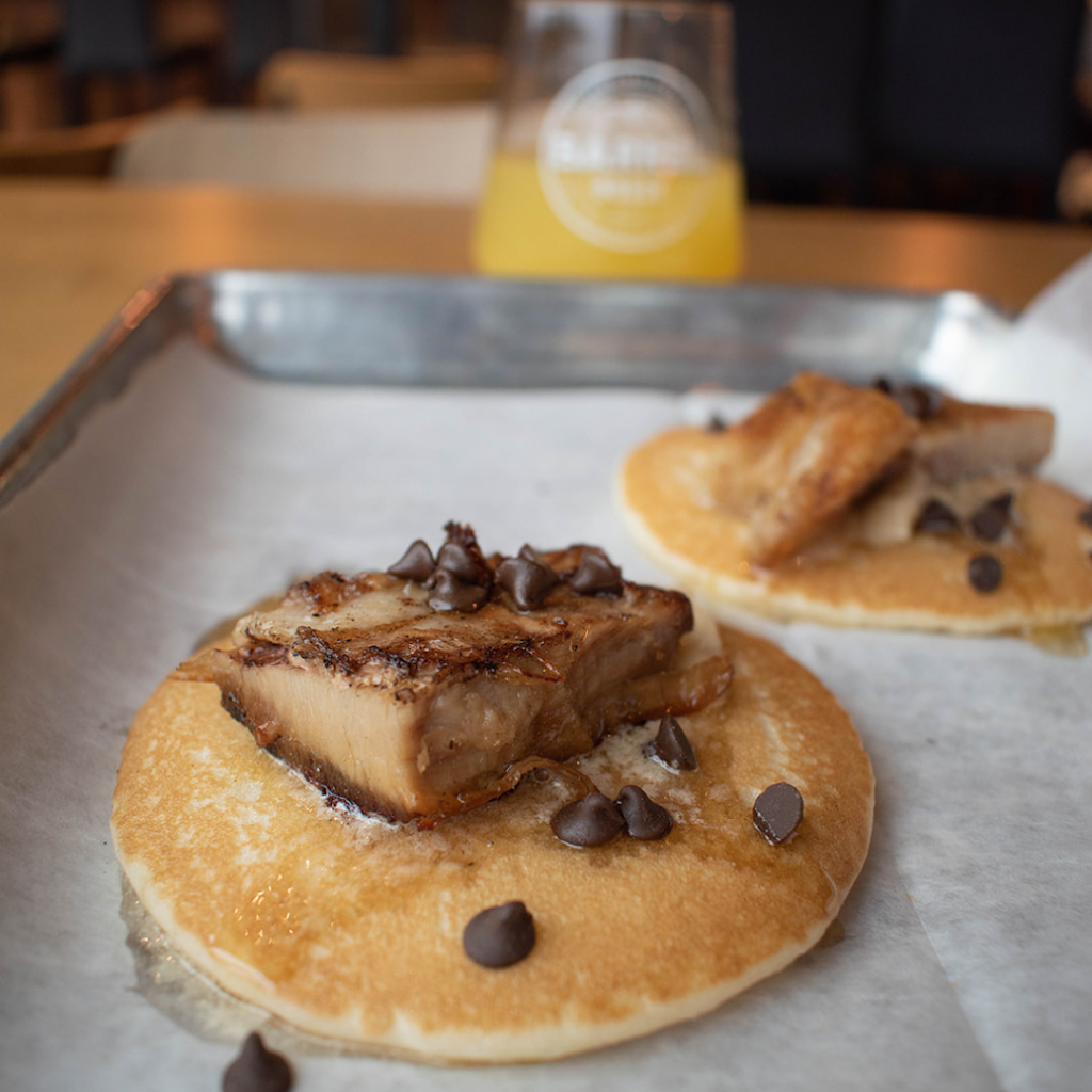 Braxton Barrel House | restaurant | 5 Orphanage Rd, Fort Mitchell, KY 41017, USA | 8593310296 OR +1 859-331-0296