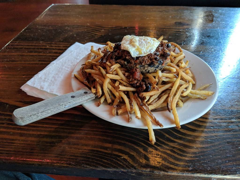 Poes Tavern - Atlantic Beach | restaurant | 363 Atlantic Blvd, Atlantic Beach, FL 32233, USA | 9042417637 OR +1 904-241-7637