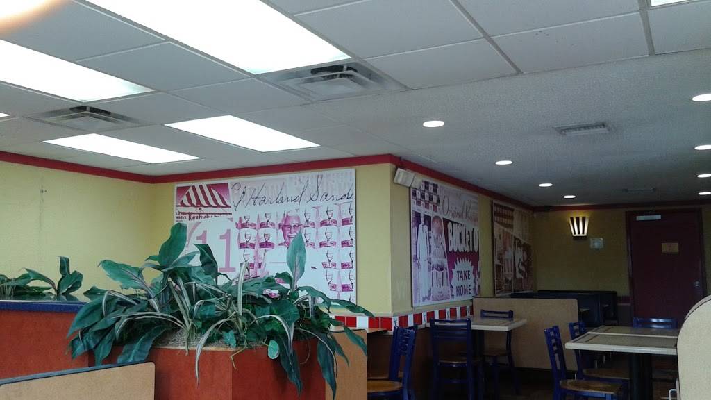 KFC | restaurant | 411 W Sugarland Hwy, Clewiston, FL 33440, USA | 8639838373 OR +1 863-983-8373