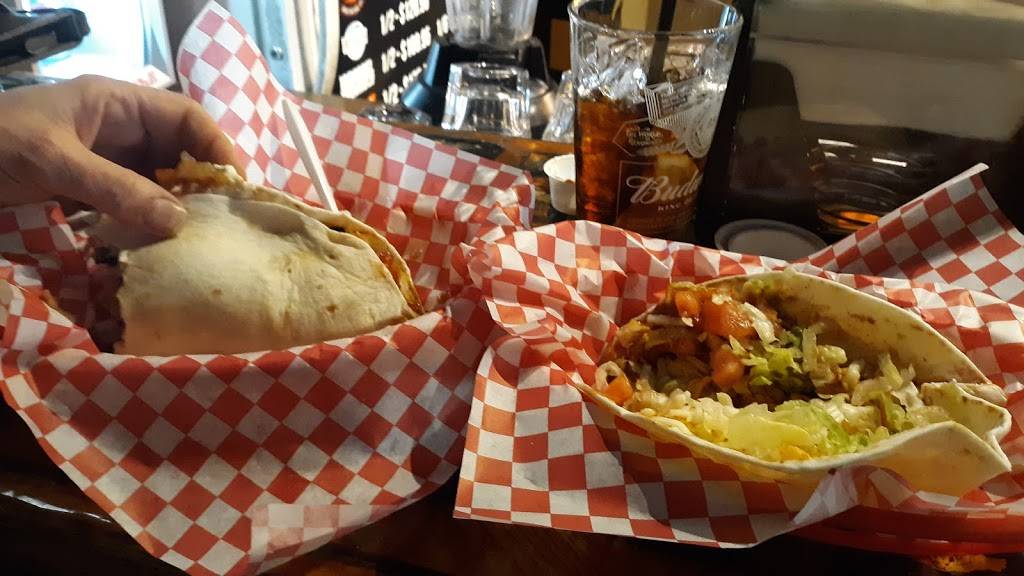 Rollies Tavern | restaurant | 2404 112th St S, Lakewood, WA 98499, USA | 2535827770 OR +1 253-582-7770