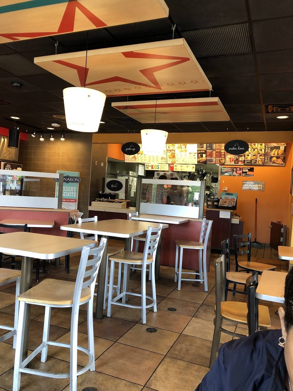 KFC | restaurant | 463 Lincoln St, Worcester, MA 01605, USA | 5088538226 OR +1 508-853-8226