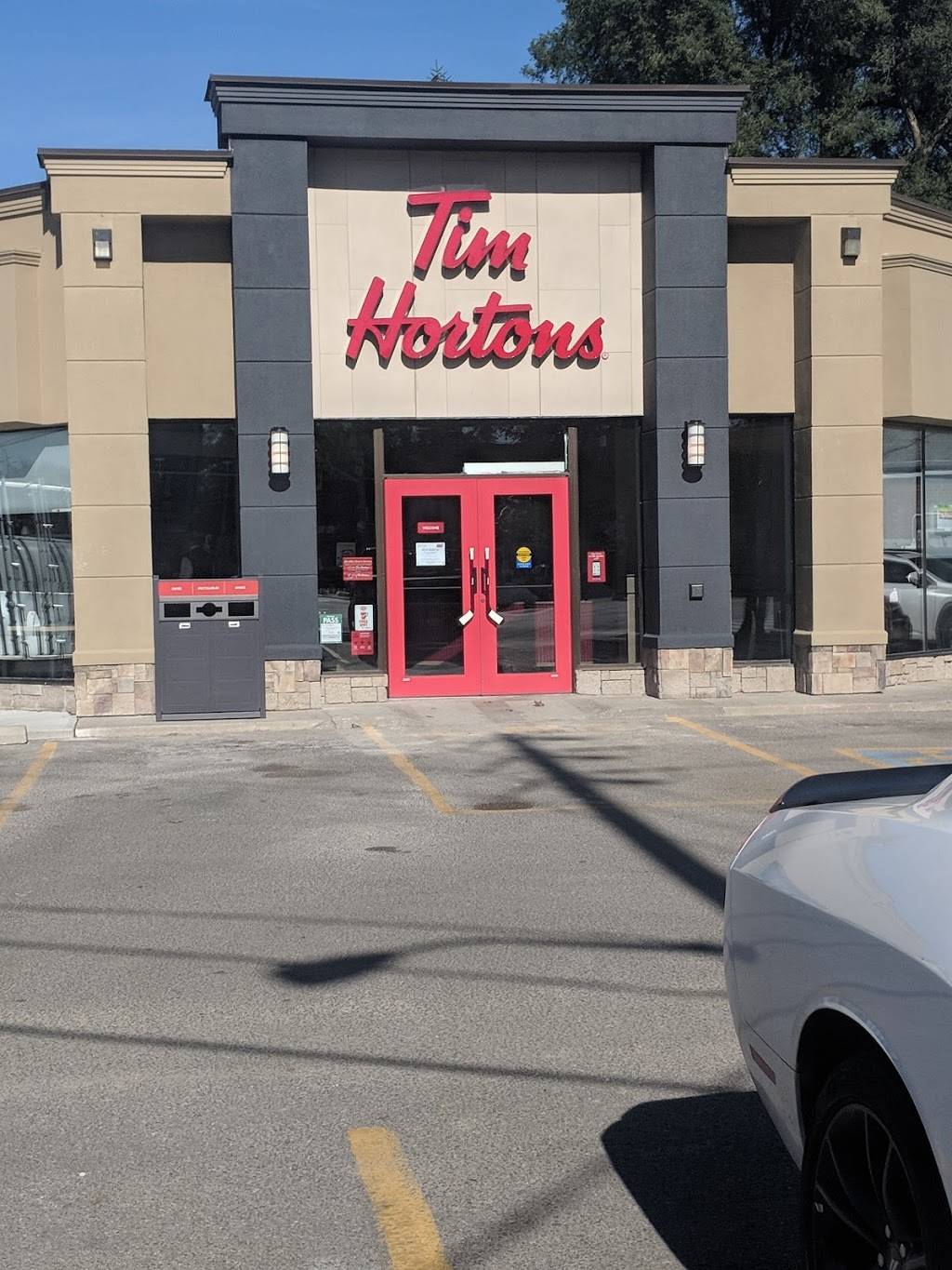 Tim Hortons | restaurant | 312 OConnor Dr, East York, ON M4J 2T9, Canada | 4164218055 OR +1 416-421-8055