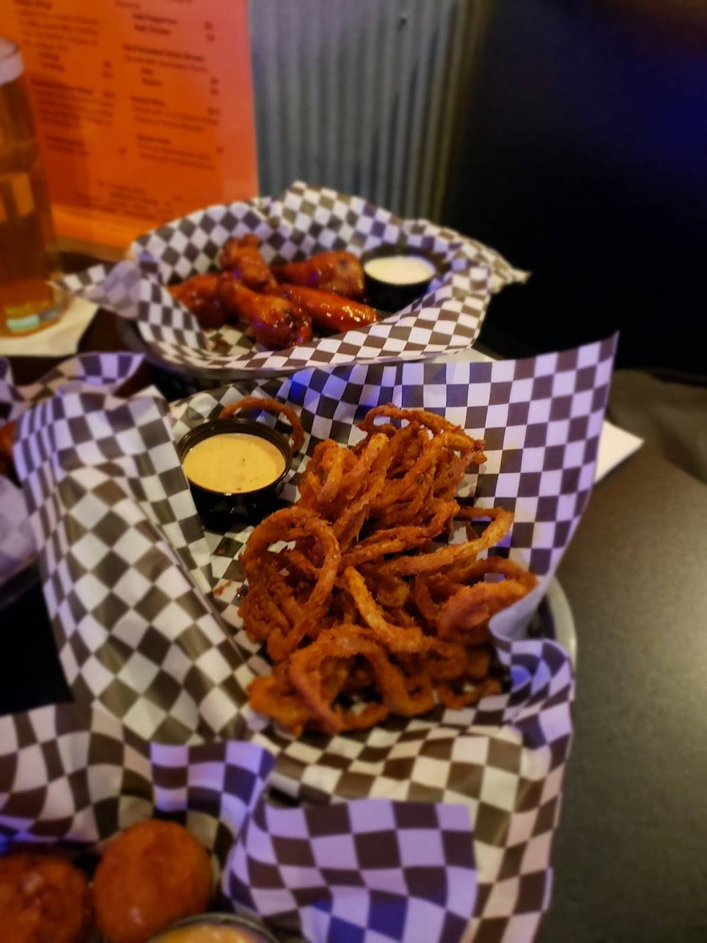 Jonseys"s Pub & Grill | restaurant | 5919 Hoover Rd, Grove City, OH 43123, USA | 6148011055 OR +1 614-801-1055