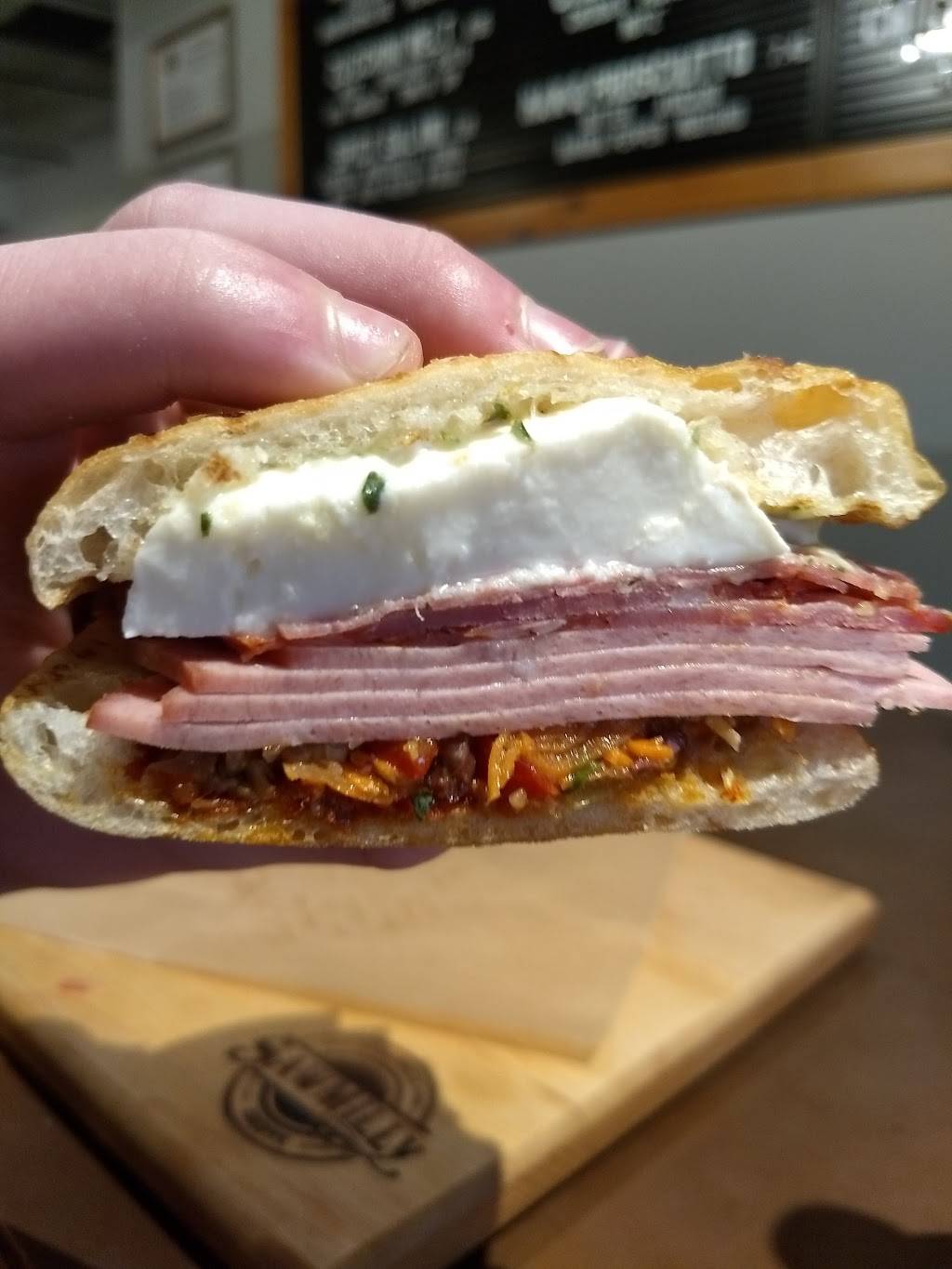 Sawmilly Sandwich Shoppe | restaurant | 35 E Burlington St, Riverside, IL 60546, USA | 7084478781 OR +1 708-447-8781