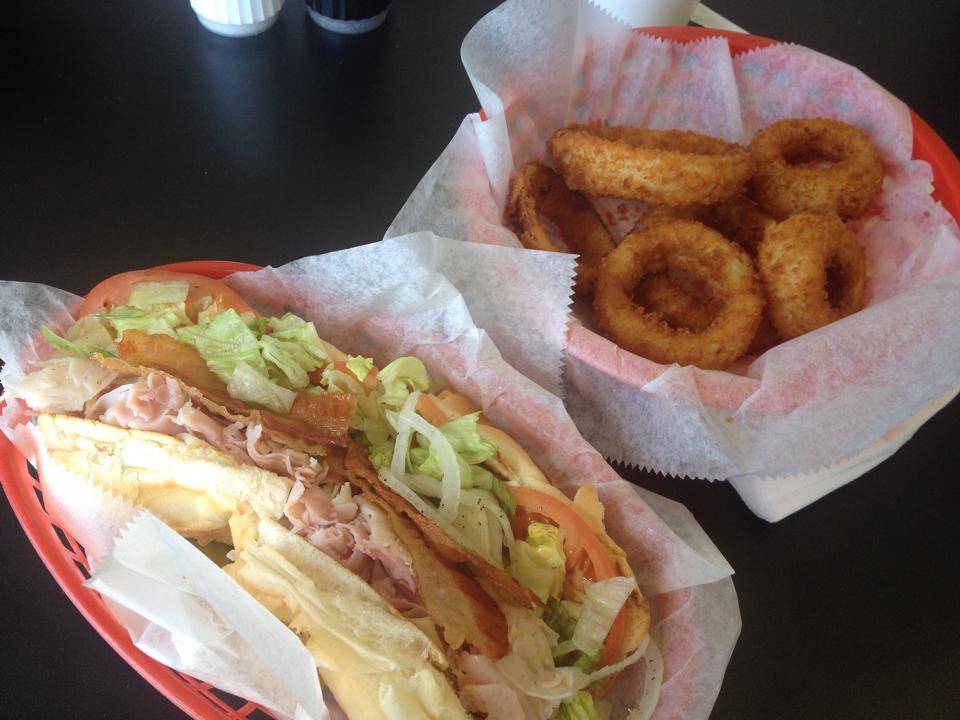 Columbos Pizza | meal delivery | 1226 Harrisburg Pike, Lancaster, PA 17603, USA | 7173935577 OR +1 717-393-5577