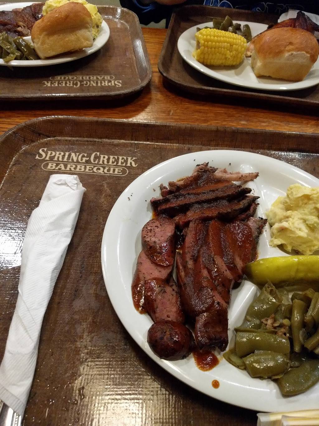 Spring Creek Barbeque | restaurant | 571 E Round Grove Rd, Lewisville, TX 75067, USA | 9723152755 OR +1 972-315-2755