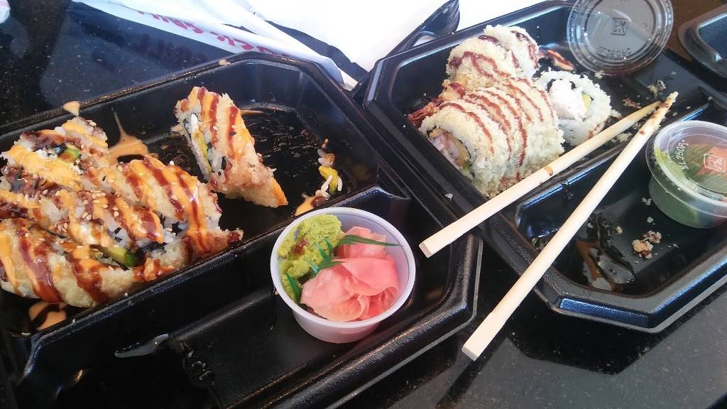 Yogis Grill | restaurant | 2043 S Ellsworth Rd #104, Mesa, AZ 85209, USA | 4803801213 OR +1 480-380-1213