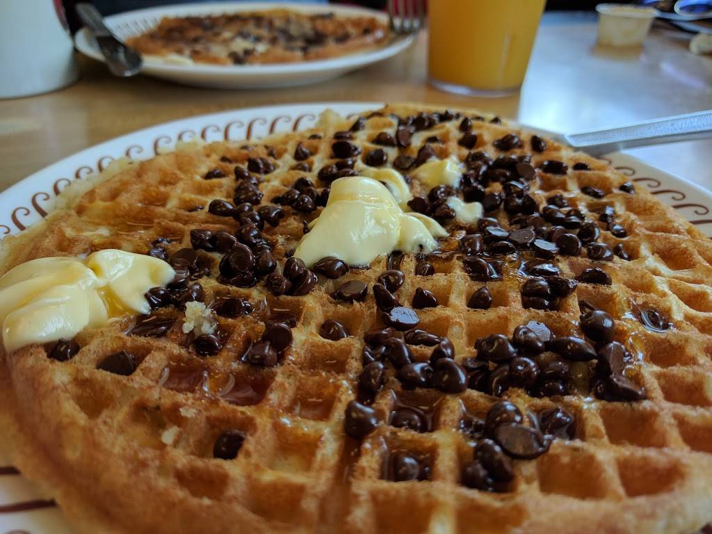 Waffle House | meal takeaway | 4660 W New Haven Ave, Melbourne, FL 32904, USA | 3217237796 OR +1 321-723-7796