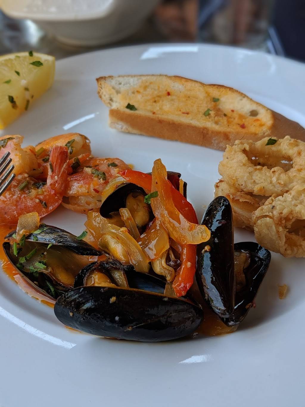 Don Quixote Restaurant | restaurant | 1/2, 1331 St Clair Ave W, Toronto, ON M6E 1C3, Canada | 4166527777 OR +1 416-652-7777