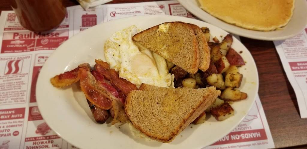 Phils Restaurant | restaurant | 323 Main St, Wakefield, RI 02879, USA | 4017834073 OR +1 401-783-4073