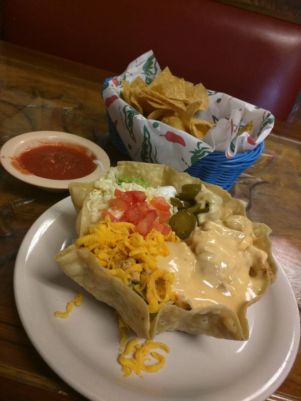 El Farolito | restaurant | 415 W Centerton Blvd, Centerton, AR 72719, USA | 4797951444 OR +1 479-795-1444