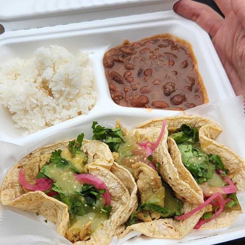 Plant-Based Wellness Con Sabor LLC | restaurant | 400 Eglin Pkwy, Fort Walton Beach, FL 32547, USA | 4148401220 OR +1 414-840-1220