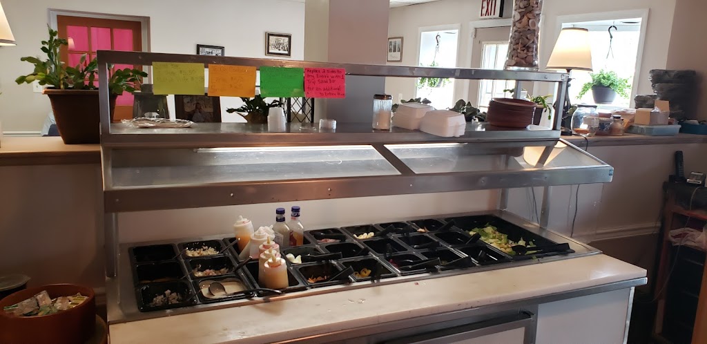 Hulls Hideaway | restaurant | 37 Potomac River Rd, Monterey, VA 24465, USA | 5404683463 OR +1 540-468-3463