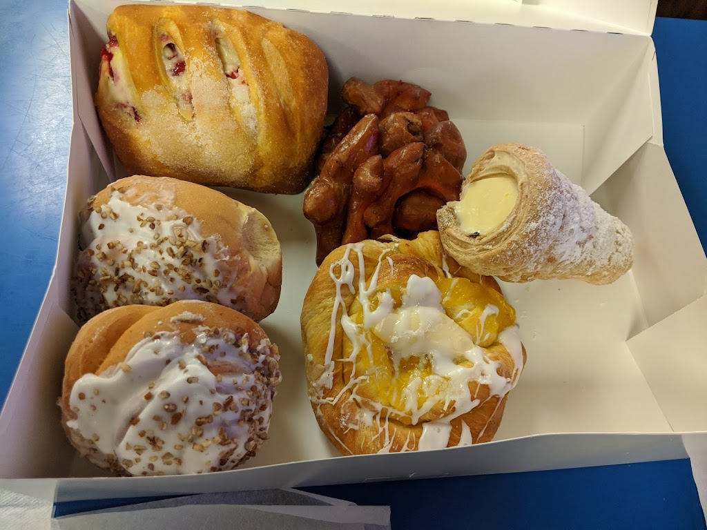 Los Pasteles Bakery & Coffee | bakery | 1701 Hidalgo Blvd, Zapata, TX 78076, USA | 9567656013 OR +1 956-765-6013